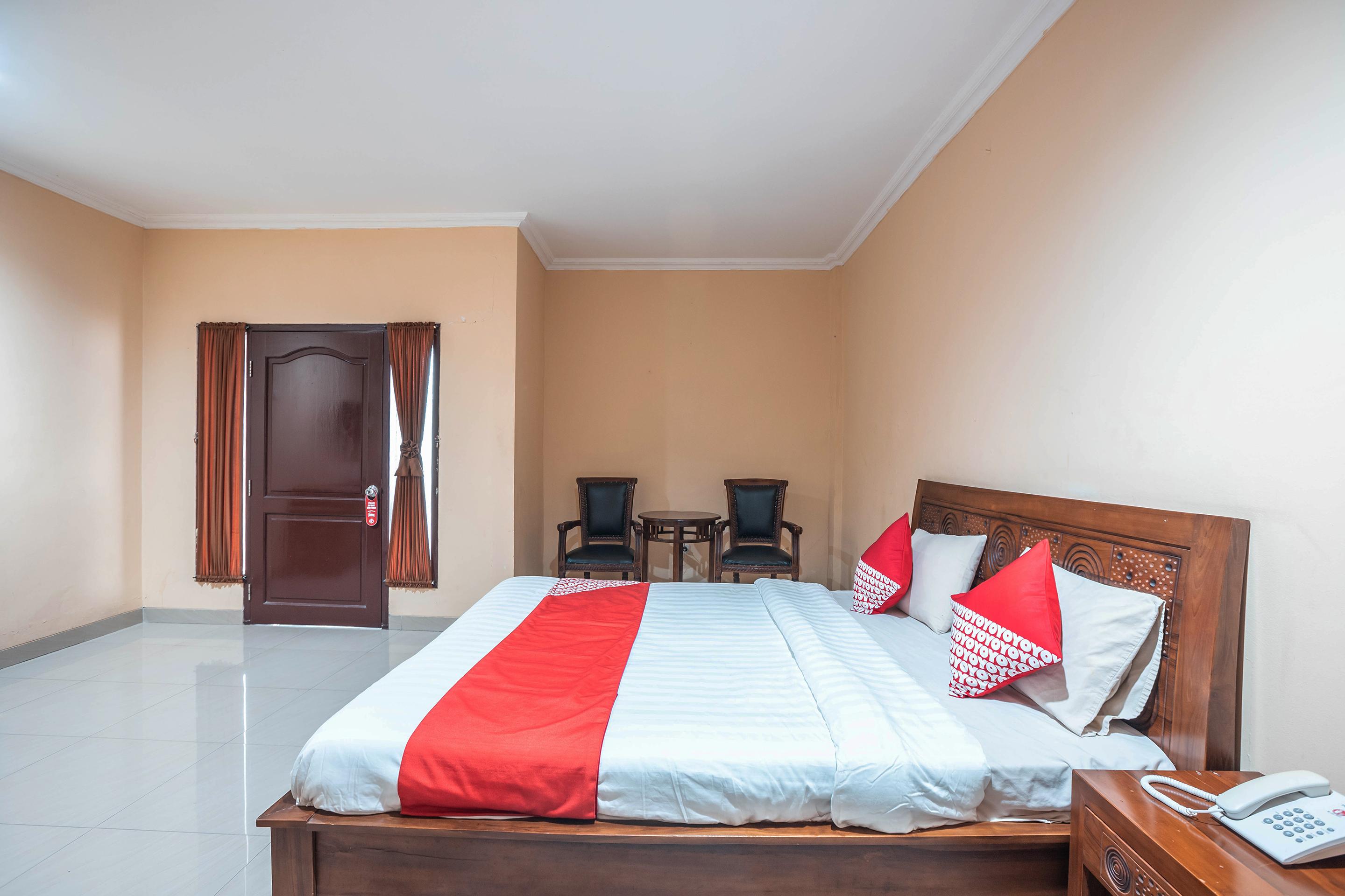 Super Oyo 686 Bunga Karang Hotel Bekasi Exteriör bild